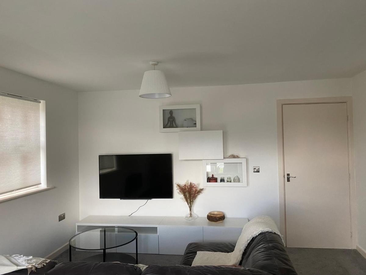 Marine Viewing 2 Bedrooms Flat Manchester Zewnętrze zdjęcie